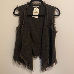 100% Wool Alberto Makali Open Vest